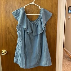 Faded Glory On or off the shoulder  XL (16-18) ruffles shirt